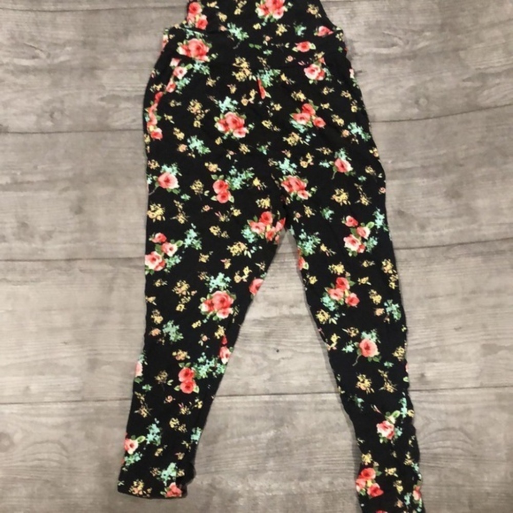 Full tilt girls floral sleeveless jumpsuit - Picture 2 of 5